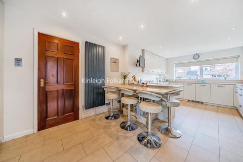 6 Aycliffe Close, Bickley, Bromley, BR1 2LX