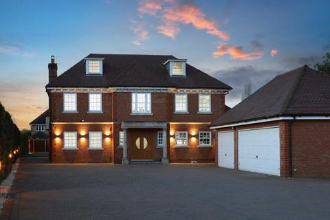 6 bedroom detached house for sale, Templewood Lane, Farnham Common, Buckinghamshire, SL2