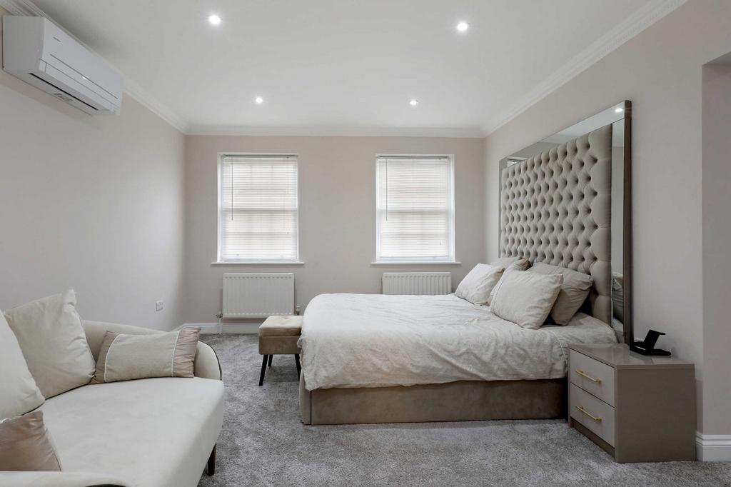 Principal Bedroom