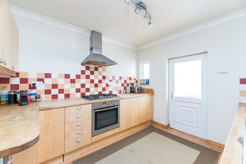 3 bedroom terraced house for sale, The Oval, Otley, West Yorkshire, LS21