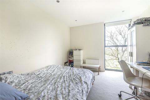 2 bedroom apartment for sale, Kangley Bridge Road, London