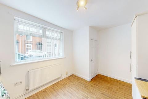 2 bedroom terraced house for sale, Bolton Road, Westhoughton, BL5