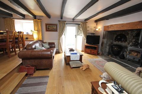 2 bedroom cottage for sale, Well Road, East Aberthaw, CF62 3DF