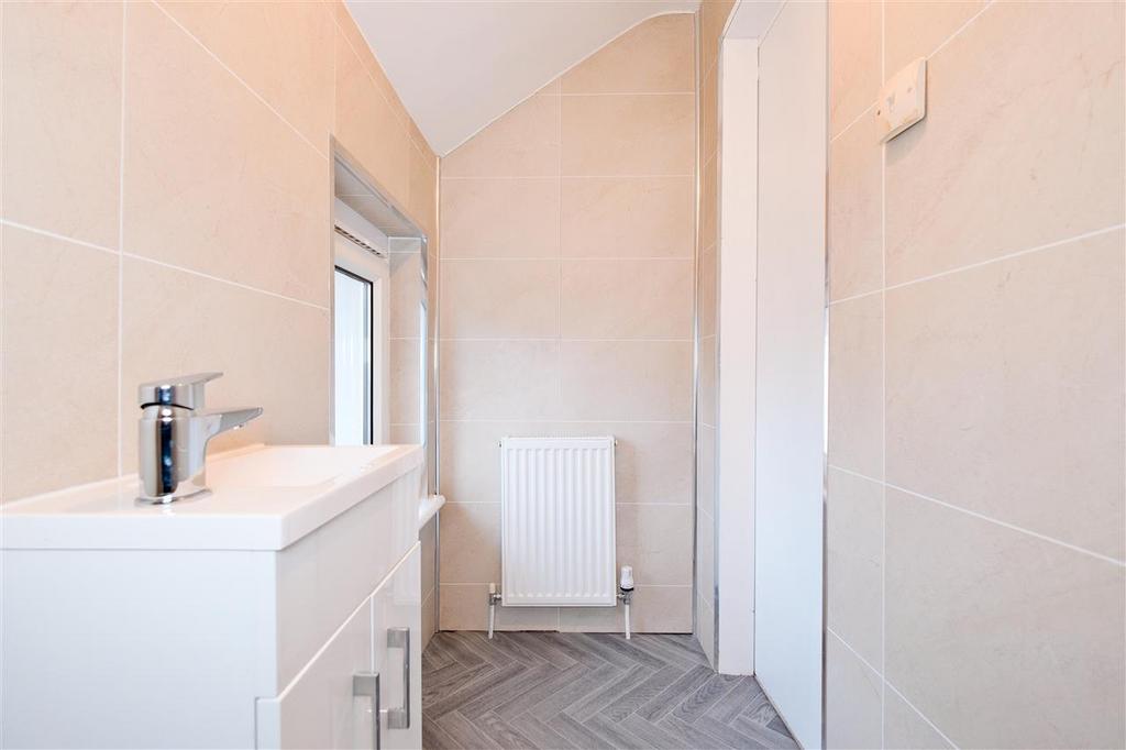 Master Bedroom WC