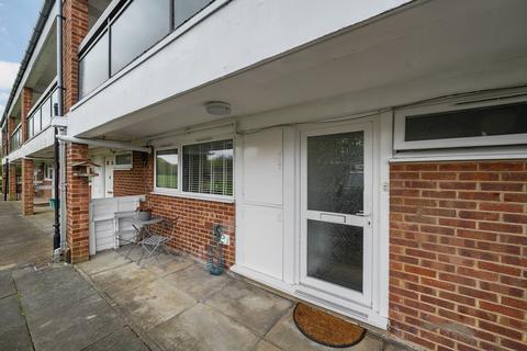 20 Tonge Close, Beckenham, BR3 3JZ