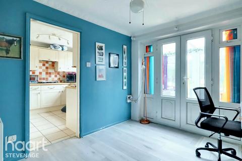 20 Darwin Road, Stevenage, SG2 0DE