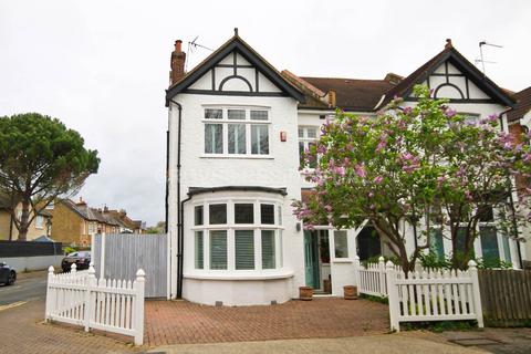 4 bedroom semi-detached house for sale, Lime Grove, New Malden