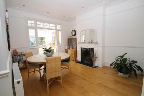 4 bedroom semi-detached house for sale, Lime Grove, New Malden