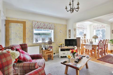 Hiburnum Ferry Road East, Barrow-upon-humber, DN19 7AZ