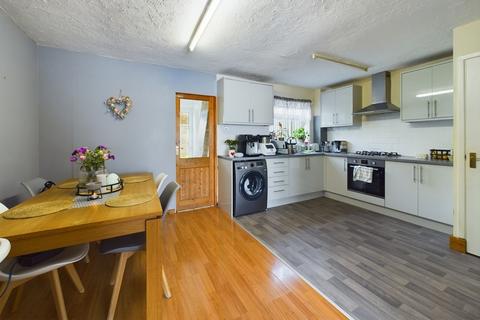 3 bedroom terraced house for sale, Hawthorn Way, Thetford