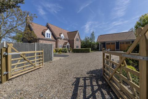 4 bedroom detached house for sale, Dunwich Road, Suffolk IP19