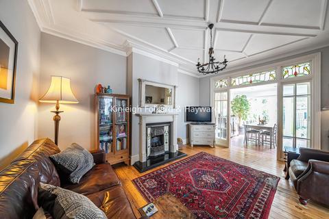 78 Granville Road, London, N12 0HT
