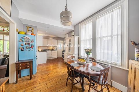 78 Granville Road, London, N12 0HT