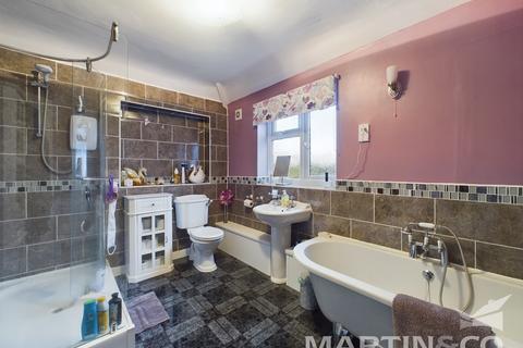 13 Storms Way, Chelmsford, CM2 6NU