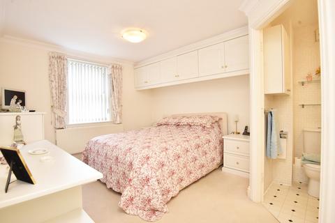 3 bedroom apartment for sale, Queens Road, Harrogate