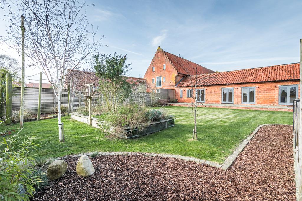 Melton Constable 2 bed barn conversion for sale £585,000