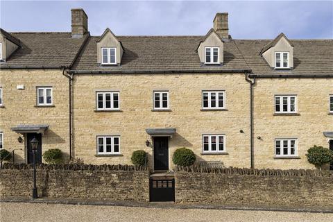 3 bedroom terraced house for sale, King Charles Place, Stow-On-The-Wold, Gloucestershire, GL54