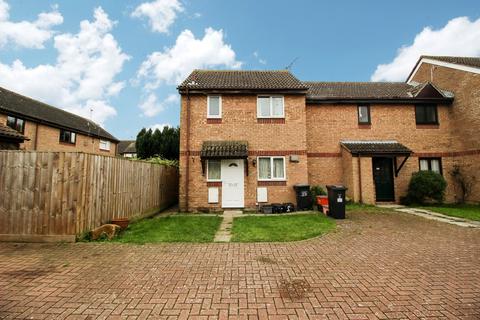2 bedroom end of terrace house to rent, Tawny Owl Close, Swindon SN3