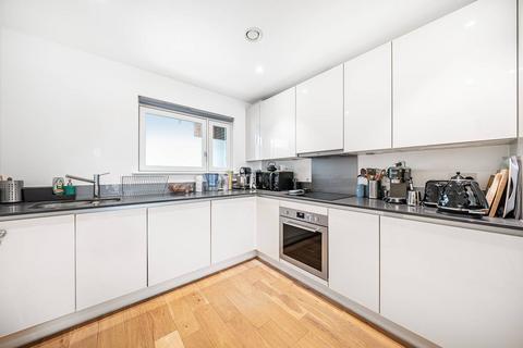 1 bedroom flat for sale, Bradley Road, Clapham Park, SW4