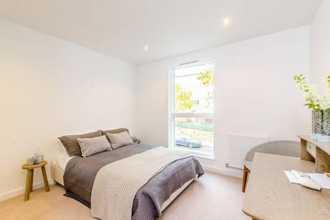 2 bedroom flat to rent, Plender Street, Camden Town, London, NW1