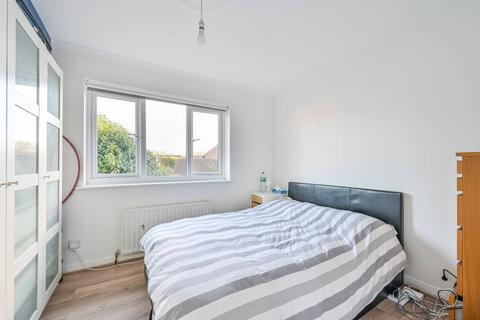 3 bedroom terraced house for sale, Satanita Close, E16, Beckton, London, E16