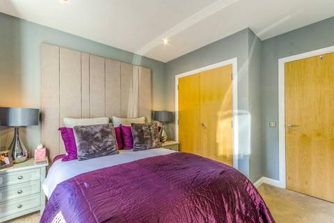 2 bedroom flat to rent, Hertford Road, Islington, London, N1