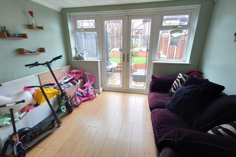 3 bedroom semi-detached house for sale, Chell Green Avenue, Stoke-on-Trent