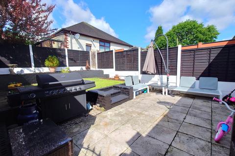 3 bedroom semi-detached house for sale, Chell Green Avenue, Chell, Stoke-on-Trent