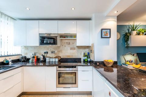 Flat 3, Longleat House, 18 Rampayne Street, London, SW1V 2TG