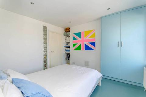 1 bedroom flat to rent, Loftus Road, Shepherd's Bush, London, W12