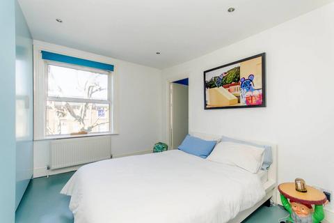 1 bedroom flat to rent, Loftus Road, Shepherd's Bush, London, W12