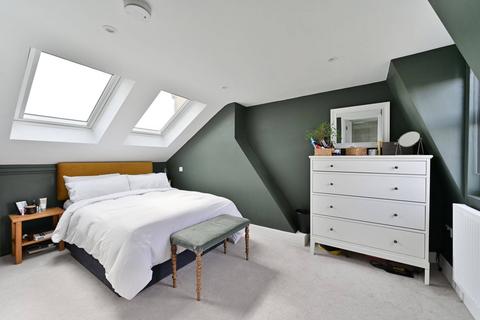 4 bedroom terraced house for sale, Meadow Road, Wimbledon, London, SW19