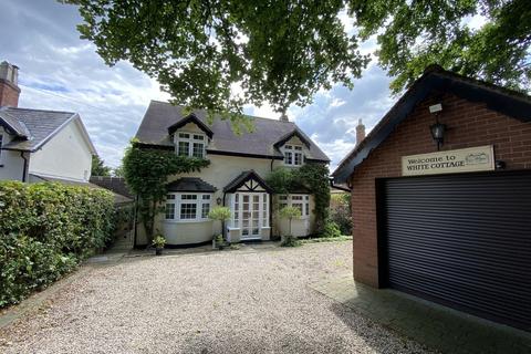 3 bedroom cottage for sale, Main Street, Barton-under-Needwood