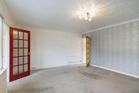 3 bedroom terraced house to rent, Sycamore Way, Carmarthen