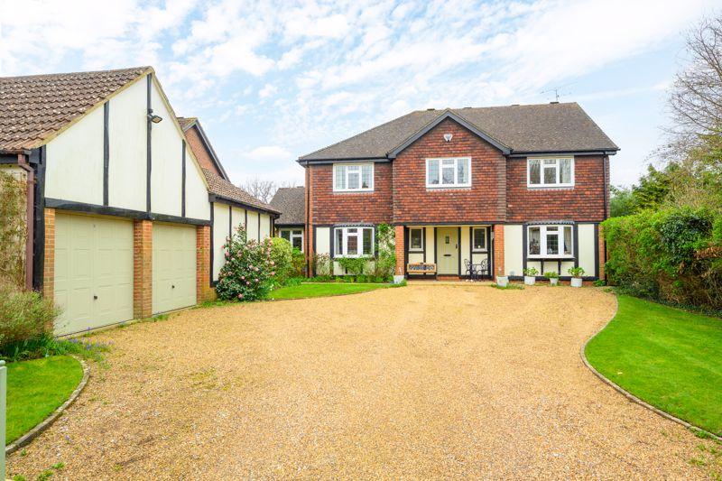 East Horsley 5 bed detached house for sale £1,295,000