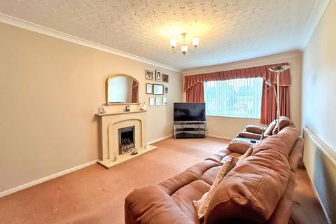 8 Alvaston Close, Walsall, WS3 3RY