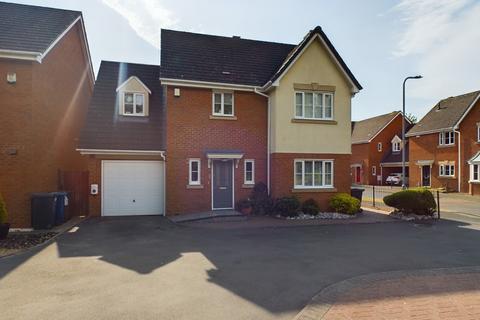 4 bedroom detached house for sale, Heather Close, Branston