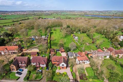 4 bedroom detached house for sale, High street, Eggington