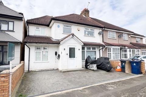 6 bedroom semi-detached house for sale, Betham Road, Greenford
