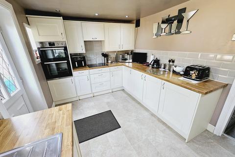 4 bedroom farm house for sale, Medlock Road, Failsworth