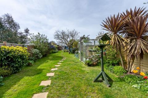 3 bedroom detached house for sale, Selsey Road, Chichester