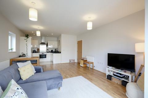 1 bedroom apartment to rent, Blagrove Road, Teddington