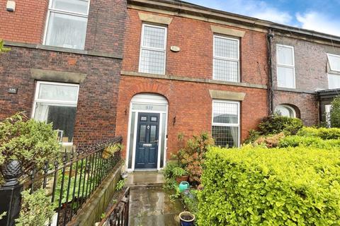 2 bedroom terraced house for sale, Manchester Road, Bury
