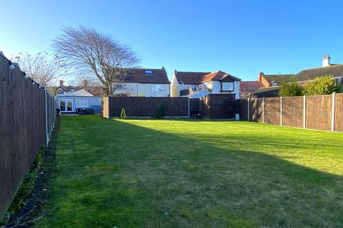 2 bedroom detached bungalow for sale, Water Lane, Cromer NR27