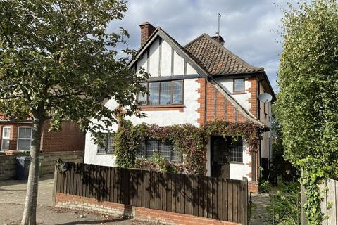 4 bedroom detached house for sale, The Rise, Sheringham NR26