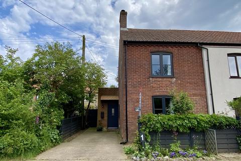 2 bedroom semi-detached house for sale, The Cottages, Aylmerton NR11