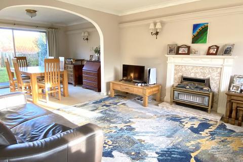 1 Edgebrook, Sheringham, NR26 8HA