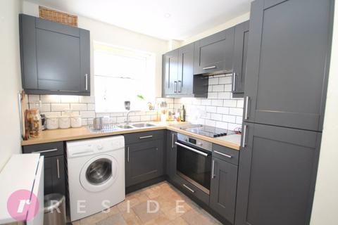 2 bedroom apartment to rent, Kensington Place, Rochdale OL16