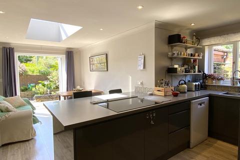 8 Caxton Close, Beeston Regis, Sheringham, NR26 8SU