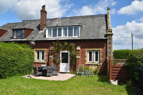 3 bedroom semi-detached house for sale, Middle Street, Norwich NR11